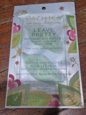 Pacifica Leave Pretty Anti-Puff Eye Patches - Green with Pink Accents